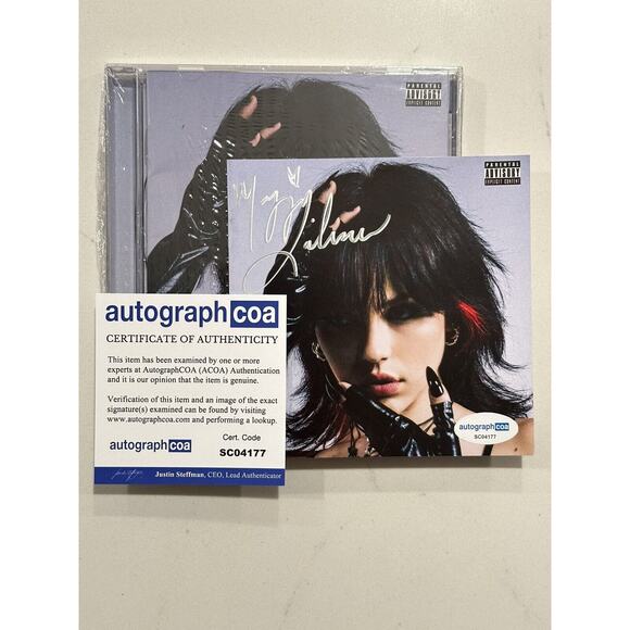 MAGGIE LINDEMANN - Paranoia Cd with Signed / Autographed COA Booklet - ACOA #5